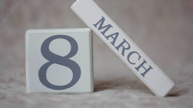 Slots for Women on March 8