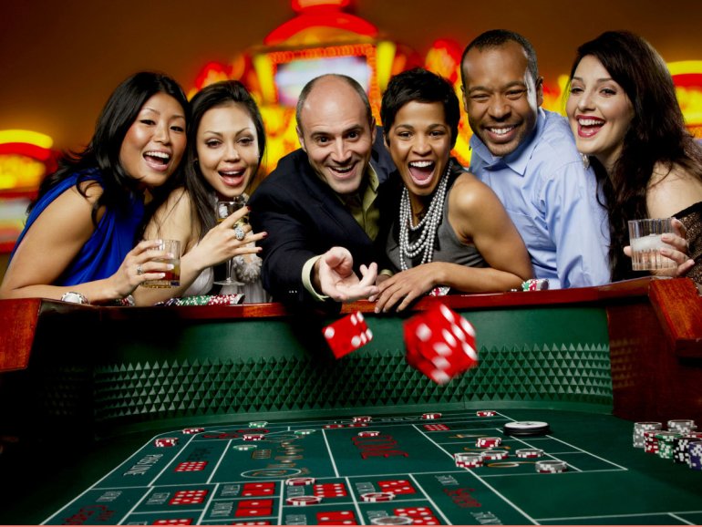 Happy Craps Players