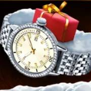 Holly Jolly Cash Pig: Silver watch