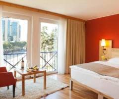 Regency Casino Tirana: Junior suite with city view