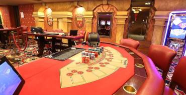 Admiral Casino Akropolis Vilnius: Board games