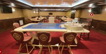 Altai Palace Casino: VIP lounge with games