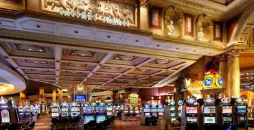 Caesars Palace Casino: Slots in the casino