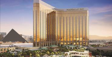 Mandalay Bay Resort & Casino: Main building