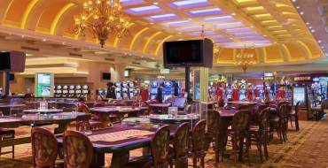 Suncoast Hotel & Casino Las Vegas: Gambling area