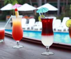 San Nicolas Hotel & Casino: Poolside Restaurant and Bar