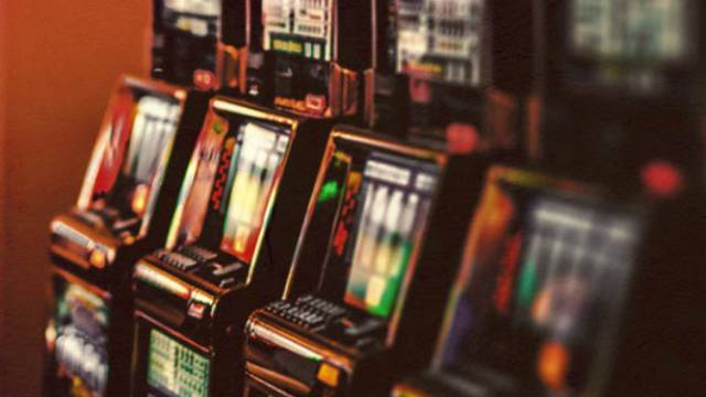 Winning Combinations and Payouts in Slot Machines